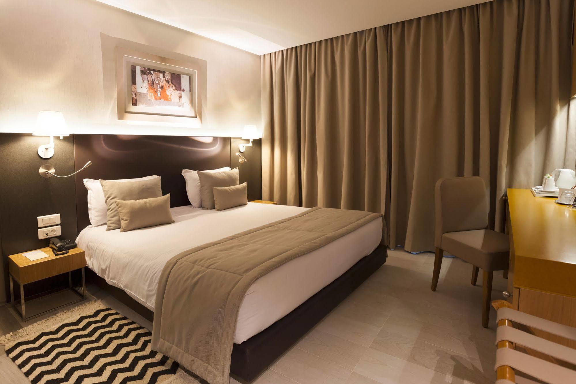 Hotel Belvedere Fourati Tunis Eksteriør bilde